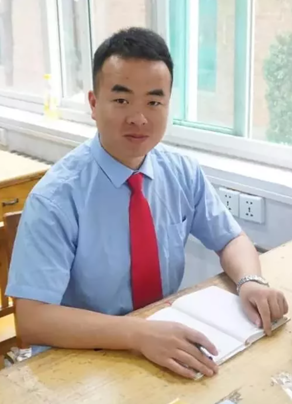 卫栋